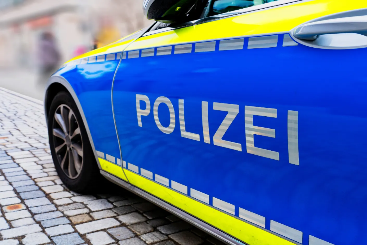 Migrantenpolizei und Polizei für Migranten und die Vorbereitung