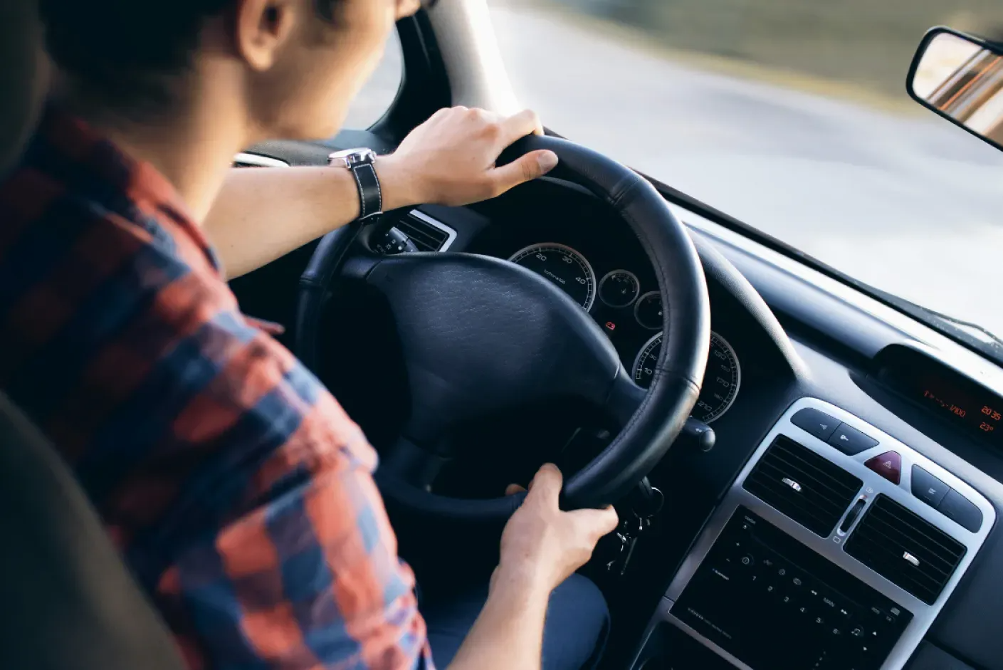 Transporte De Mercadorias Perigosas: Dicas para garantir a segurança nas entregas em Portugal