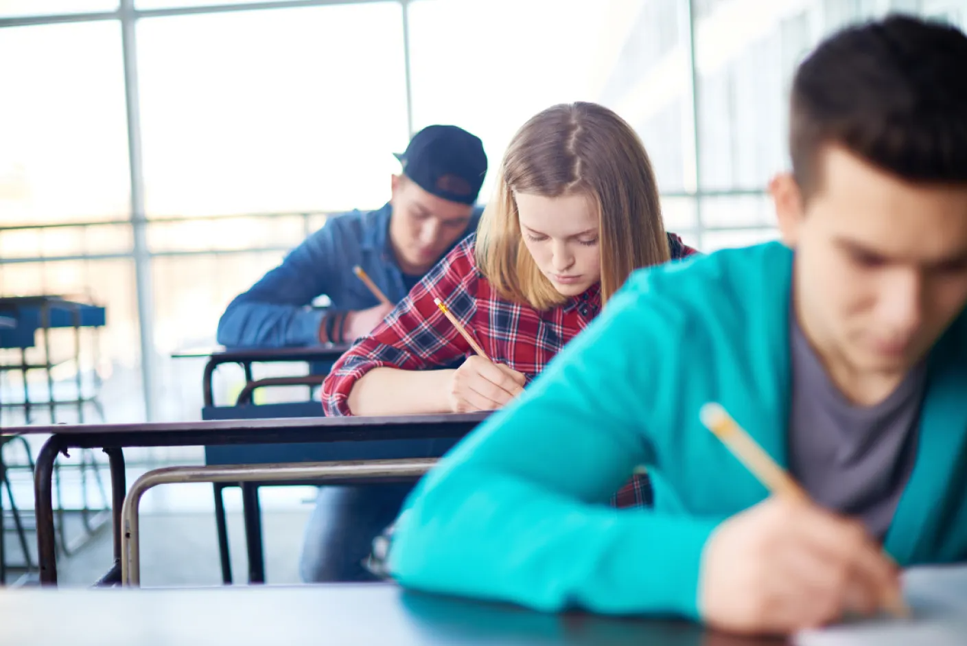 Descobre como os Exames Nacionais influenciam o teu percurso no Ensino Secundário e prepara-te para brilhar